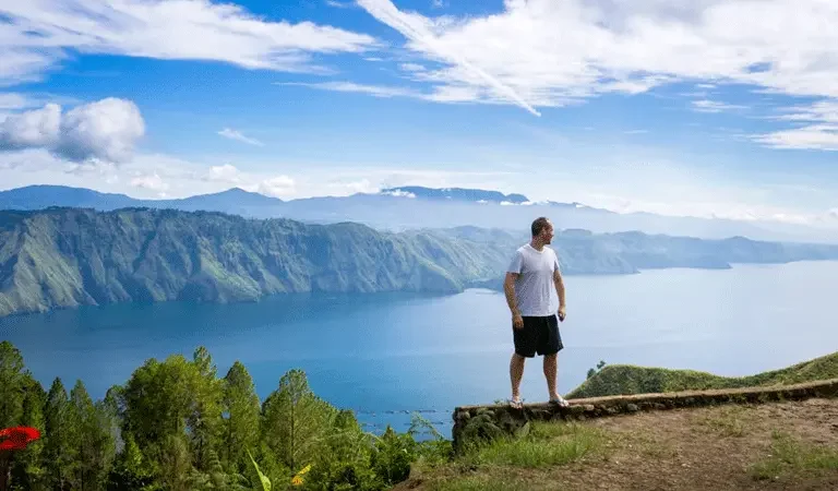 Mau Liburan ke Sumatera? Danau Toba Wajib Kamu Kunjungi