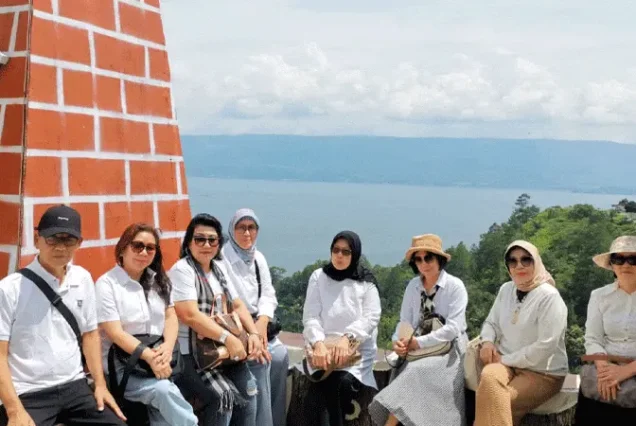 Paket Wisata Danau Toba 5D4N: Samosir, Berastagi, Medan